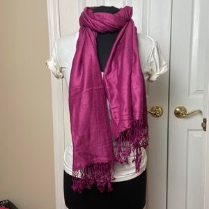 *BUY ONE GET TWO FREE* Pashmina scarf, Pink